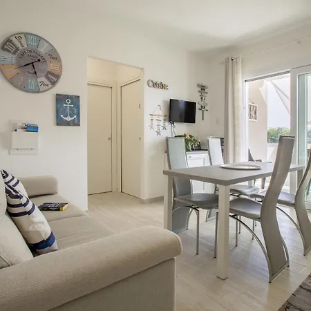 Baia Dei Tramonti By Interhome شقة