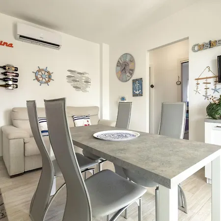 Baia Dei Tramonti By Interhome *