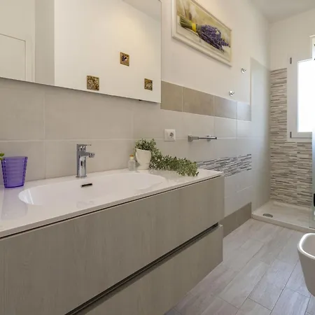 Baia Dei Tramonti By Interhome *