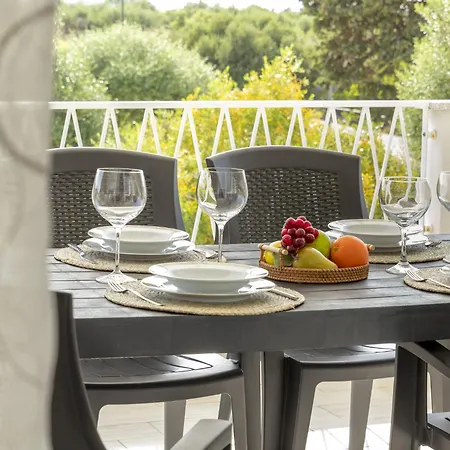 Apartment Baia Dei Tramonti By Interhome *