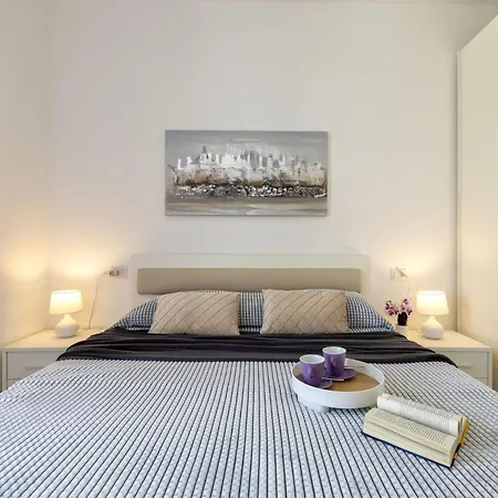 Baia Dei Tramonti By Interhome