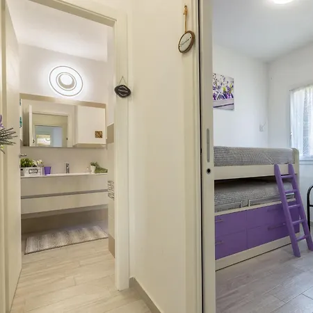 Apartment Baia Dei Tramonti By Interhome